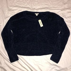 Brand new- Garage chenille sweater